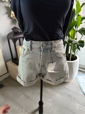 Zara Light Gray High-Waist Rolled Hem Denim Shorts